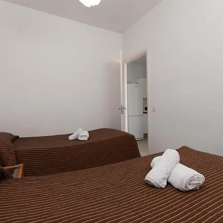 Virginia - Two Bed * 로스크리스티아노스